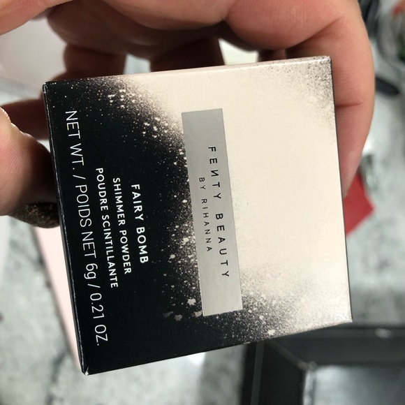 BRAND NEW FENTY FAIRY BOMB HIGHLIGHTER - Picture 3 of 12